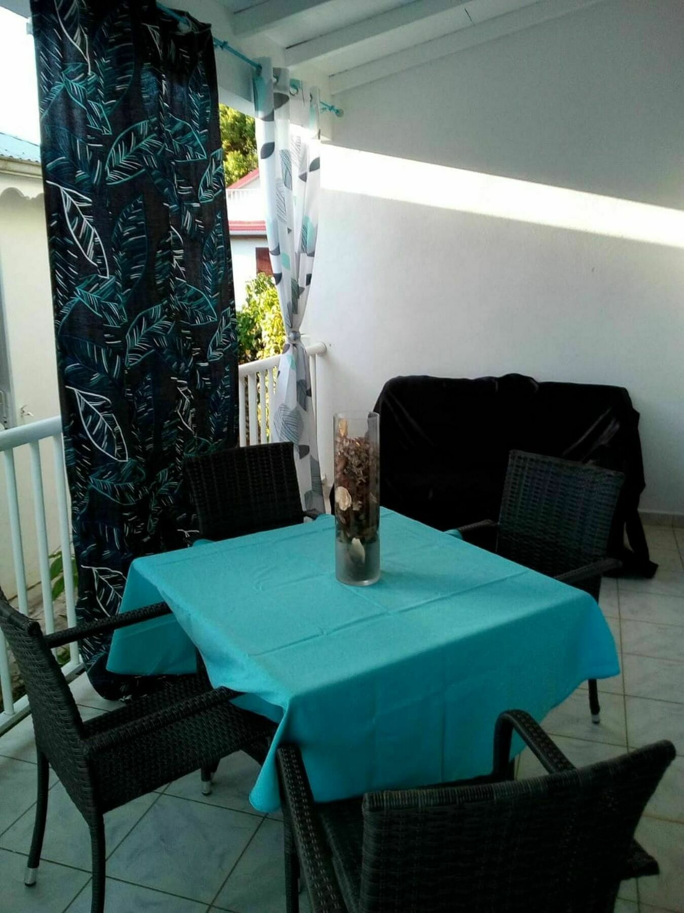 With One Bedroom In Lamentin, With Pool Access, Enclosed Gard * Baie-Mahault